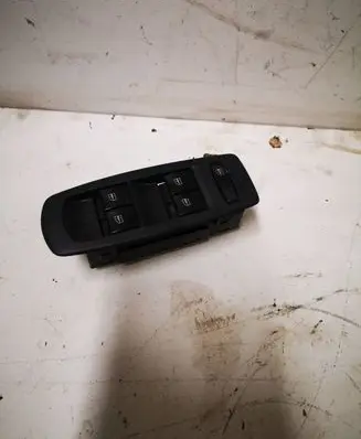Renault Koleos I Electric window control switch