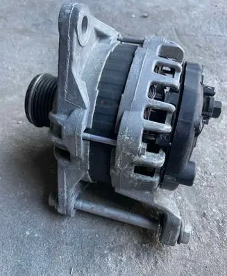 Iveco Daily 6th gen Generator/alternator 5801580939