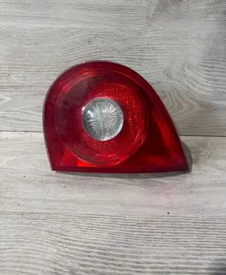 Volkswagen Golf V Tailgate rear/tail lights 285002