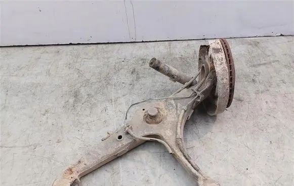 Volkswagen Transporter - Caravelle T5 Rear control arm 2H0501413D