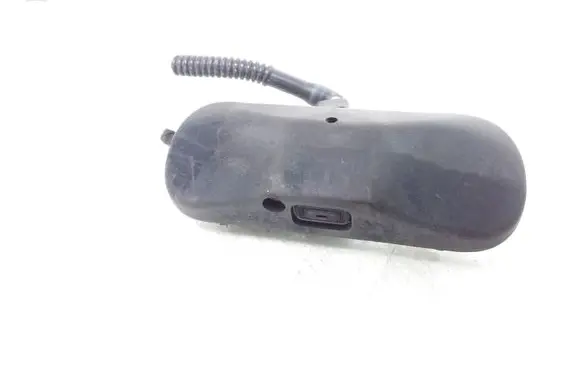 Volkswagen Touran I Windshield washer spray nozzle 5M0955986C