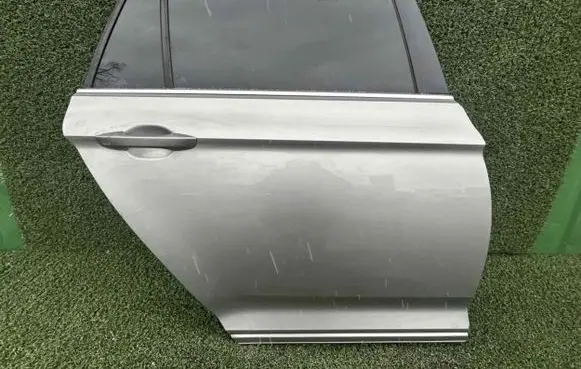 Volkswagen PASSAT B8 USA Rear door 3G9833056AD 3G0898620