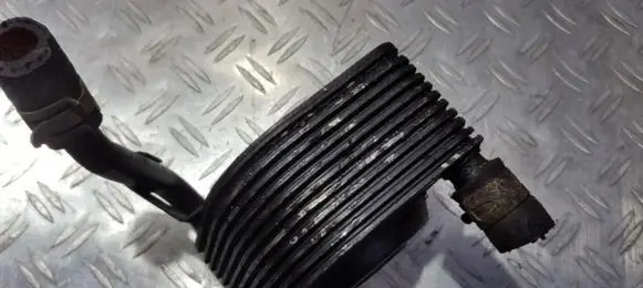 Engine oil radiator