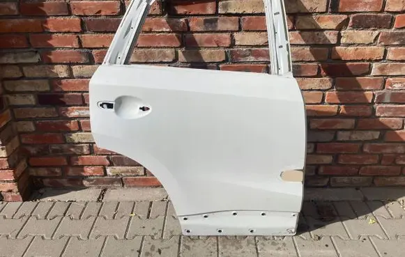 Mazda CX-5 Rear door