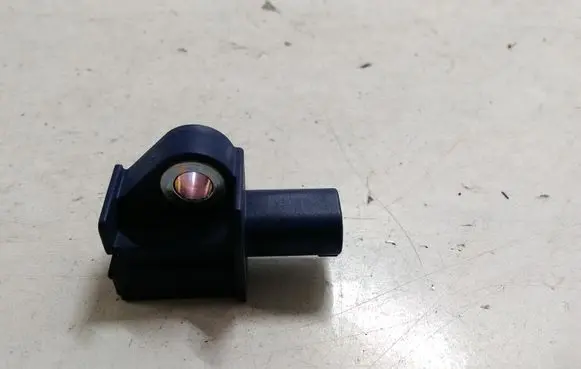 Mercedes-Benz C W204 Airbag deployment crash/impact sensor A2128204926