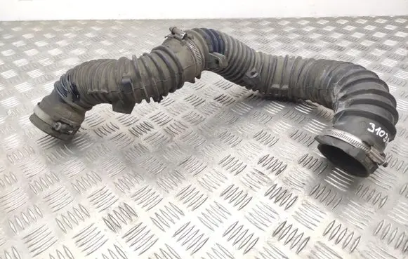 Opel Vivaro Air intake hose/pipe 93861664 8200806067