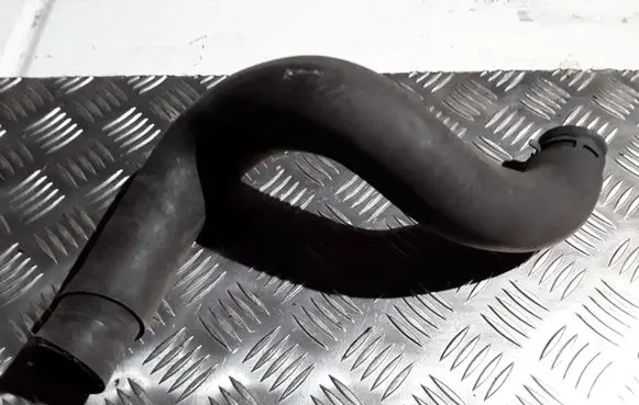 Nissan Qashqai Engine coolant pipe/hose