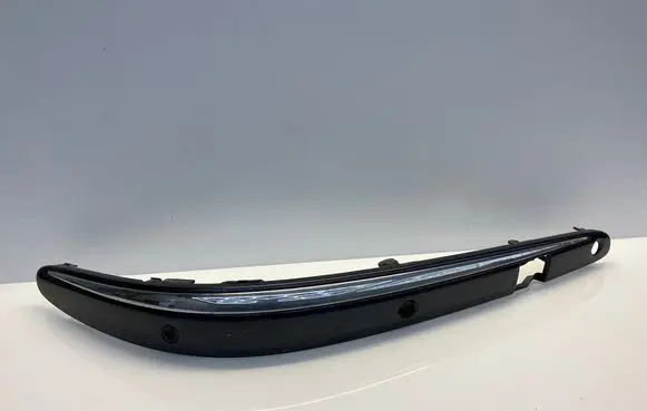 Mercedes-Benz E W211 Front bumper splitter molding A2118851017 2118851017