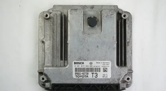 Toyota Auris E180 Engine control unit/module 8966102T30 0281015362