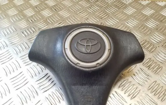 Toyota RAV 4 (XA20) Steering wheel airbag 8419802