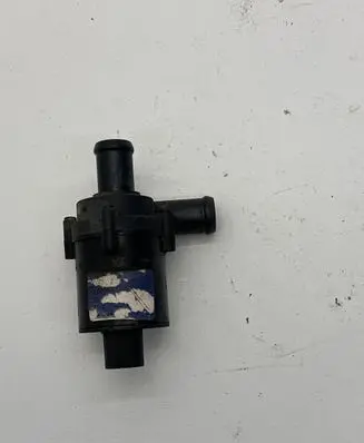 Volkswagen II LT Electric auxiliary coolant/water pump 70205411
