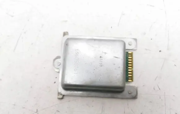 Peugeot 3008 II LED ballast control module S05260102 H009372C