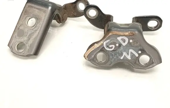 Rear door hinge set