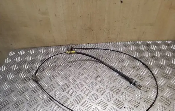Handbrake/parking brake wiring cable