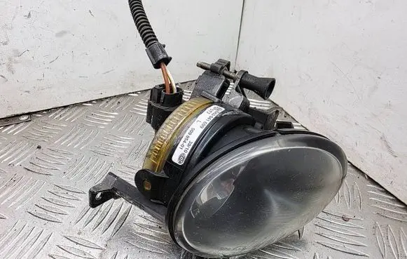 Volkswagen Golf VI Front fog light 5K0941699