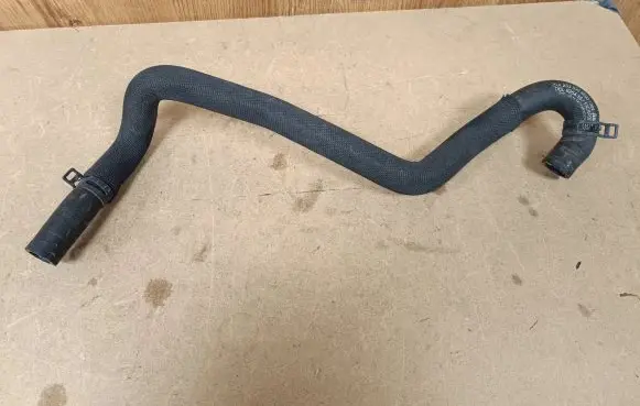 Mercedes-Benz GLC X253 C253 Engine coolant pipe/hose A2538304800