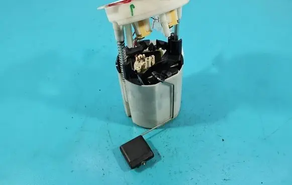 BMW 1 E81 E87 In-tank fuel pump 7197073 IMPRK1589913