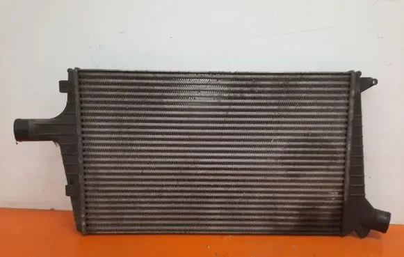 Volkswagen Crafter Intercooler radiator 4B0145805A