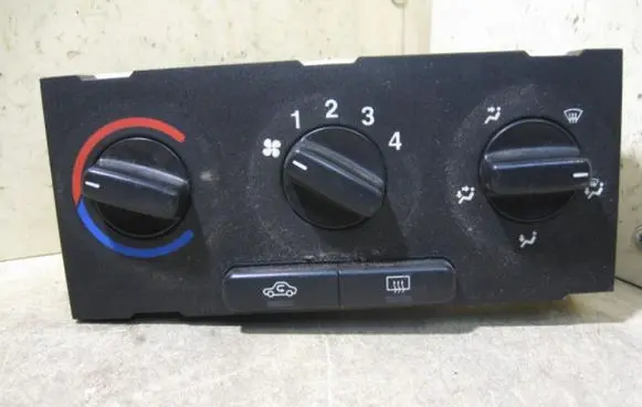Opel Zafira A Interior fan control switch BEHR5634207H46