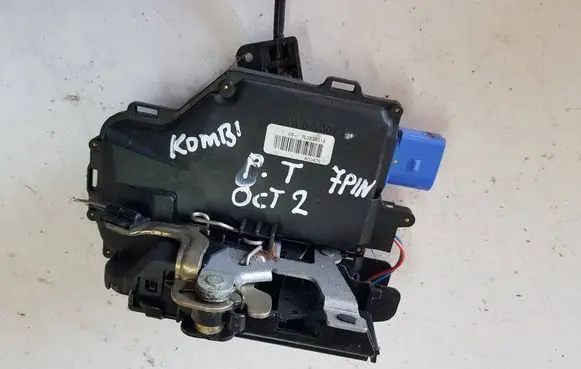 Skoda Octavia Mk2 (1Z) Rear door lock 7L0839016IAUTOPI 7L0839016