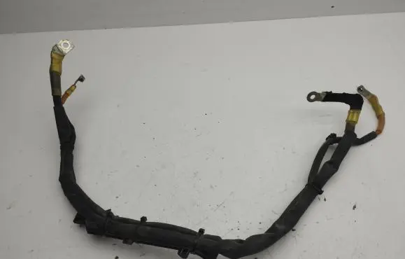 Mercedes-Benz E W213 Positive cable (battery)