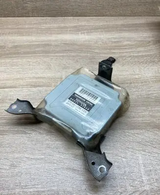 Toyota Prius (XW20) Gearbox control unit/module 8953547020 0791001780