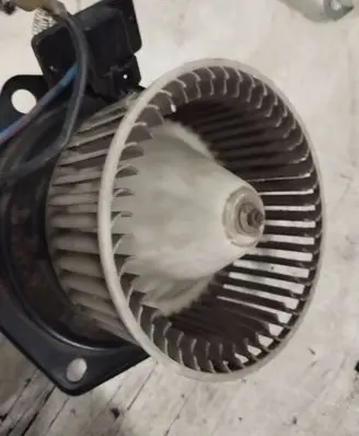 Mitsubishi Lancer Heater fan/blower 162500326