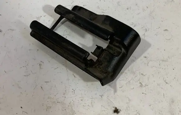 Mercedes-Benz E W211 Front passenger seat rail trim A2119192520