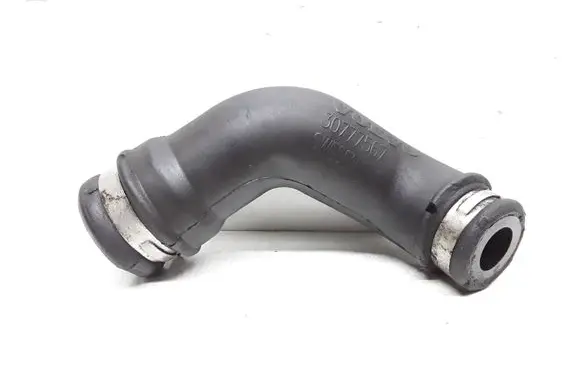 Volvo XC60 Breather hose/pipe 30777567