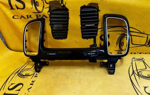 Mercedes-Benz GLS X166 Dash center air vent grill A1668306001 A1668306101