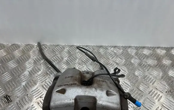 BMW X3 G01 Front brake caliper