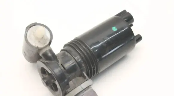 Nissan Pulsar Windscreen/windshield washer pump 152891
