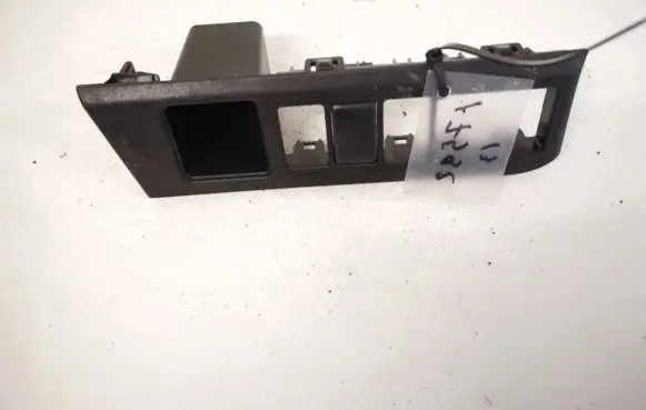 Nissan Note (E11) Other interior part 684859u100