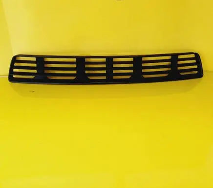 Audi A4 S4 B5 8D Front bumper lower grill 8D0807683