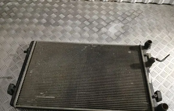 Audi TT Mk1 Coolant radiator 1J0121253AD