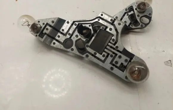 Toyota Avensis T250 Tail light bulb cover holder 89028783 8155505140