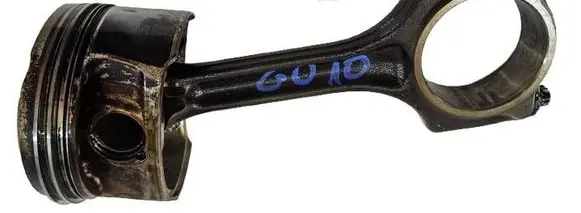 Peugeot RCZ Piston with connecting rod 