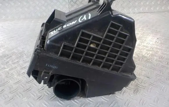 Hyundai Tucson TL Air filter box 28112D3100