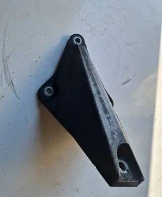 BMW X3 E83 Engine mounting bracket 3414581