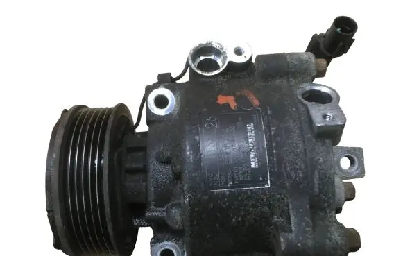 Peugeot 4007 Air conditioning (A/C) compressor (pump) 7813A426 0008704 AKS200A413D