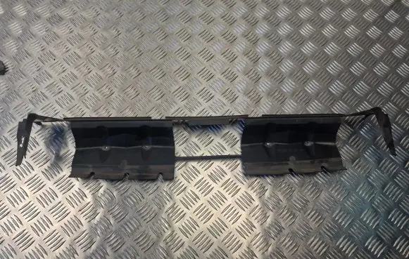 Audi SQ7 Intercooler air guide/duct channel 4M0121285BF