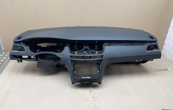 Peugeot 508 Dashboard 9688971380