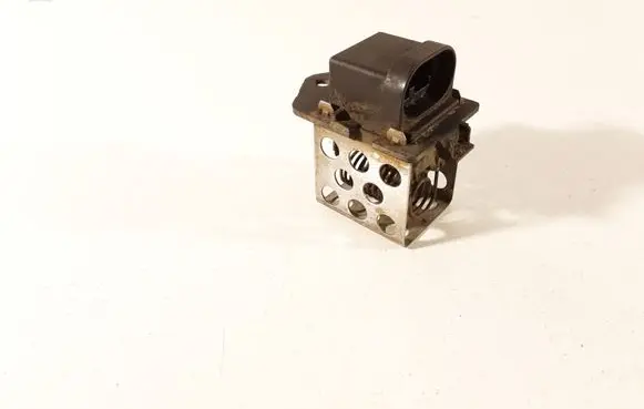 Nissan Micra Coolant fan relay 8200045082