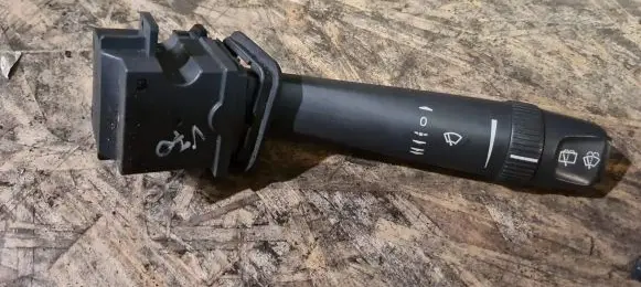 Volvo V70 Wiper control stalk