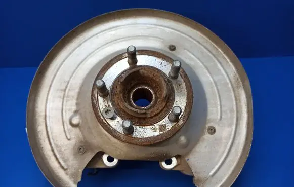 Land Rover Discovery 5 Rear wheel hub JPLA5A970BA
