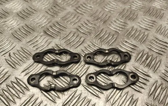 Audi A4 S4 B8 8K Fuel Injector clamp holder 