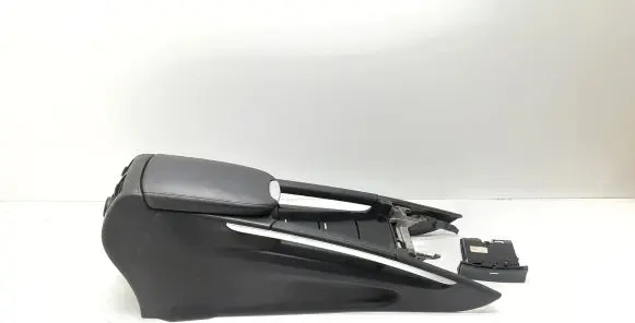 Mercedes-Benz ML W164 Center console A1646801314 A1646800814