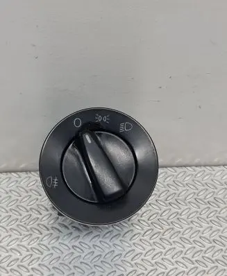Volkswagen PASSAT B5.5 Light switch 1C0941531