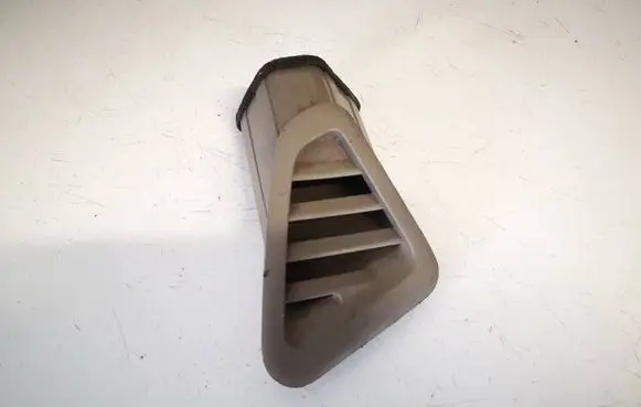 Nissan Murano Z50 Dash center air vent grill
