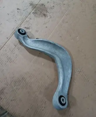 Audi A8 S8 D4 4H Rear upper control arm/wishbone 8K0505324H